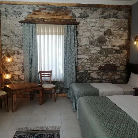 Hotel Bacahan 2*